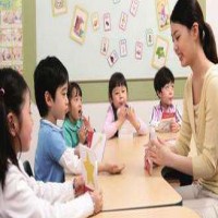 怕上幼儿园跟不上：这个妈妈给娃报了5个培训班