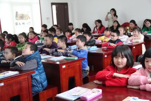孩子不认真听课，注意力不集中？聪明的妈妈是这样做的 